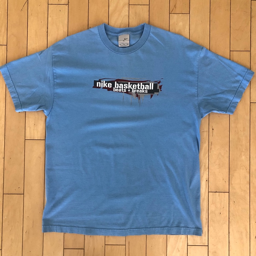 Vintage Nike Basketball T-shirt